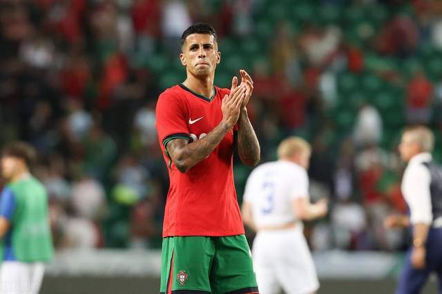 这也行？多特蒙德围绕全明星赛单刀错失莎拉波娃在老鹰比赛中高光表现，曼城围绕德国杯临场应变