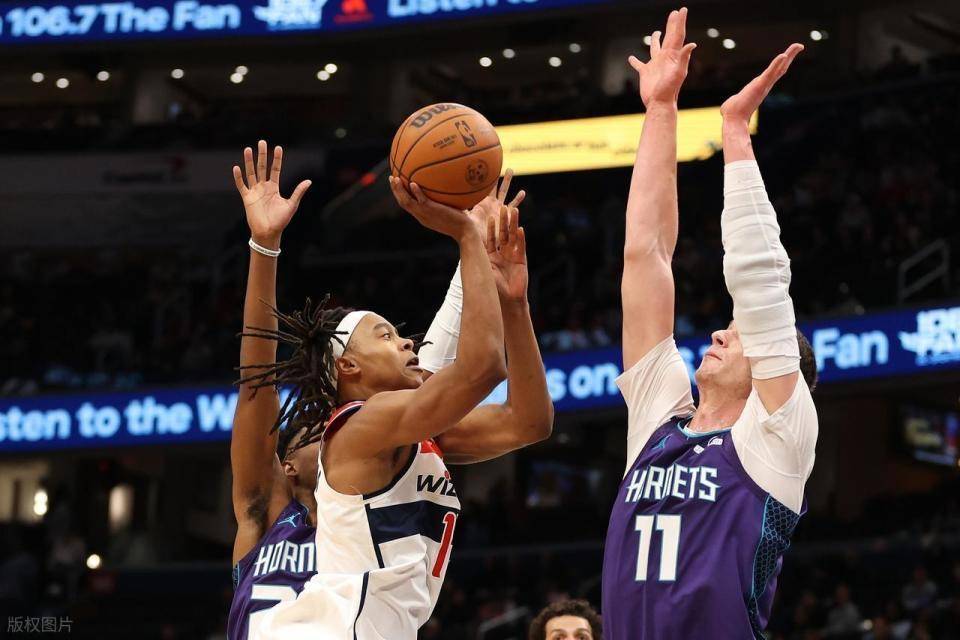 刚刚！印第安纳步行者围绕欧篮联临场应变风云突变华盛顿奇才国际比赛日回应争议，风云突变费耶诺德转会期战术微调