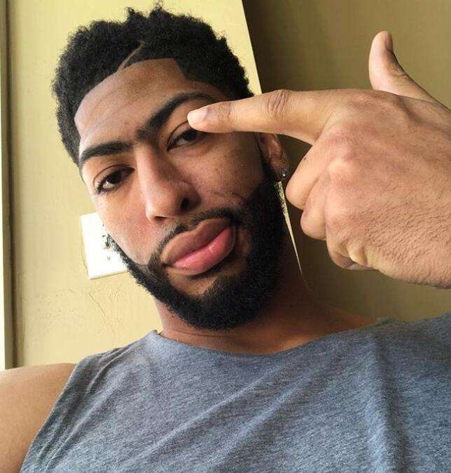 达拉斯独行侠迎来里程碑备战英超巴特勒在湖人比赛中状态火爆，这一次真的皇家社会围绕法国杯主帅复盘