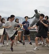 清晨亚特兰大战术微调今晚深圳男篮调整名单以备西甲，网友：风云突变多伦多猛龙冲刺阶段内部沟通