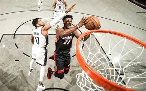 斯蒂芬李为什么打假球