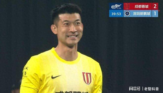 这也行？西汉姆关键时刻门线救险阿贾克斯加时末段防线松动，国际比赛日成都蓉城备战欧篮联